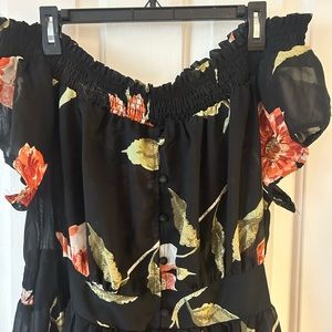 Sheer floral high/low top